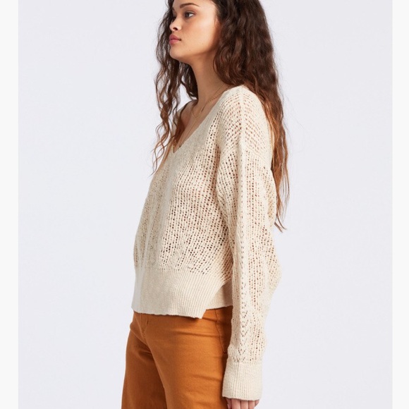 HP! NWT Billabong Feel the Breeze Sweater - Picture 3 of 6